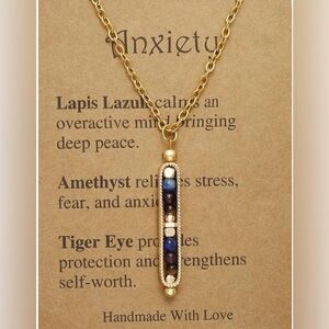 NIB Crystal Gemstone Amethyst Lapis Tiger Eye Healing Anxiety Necklace Boho